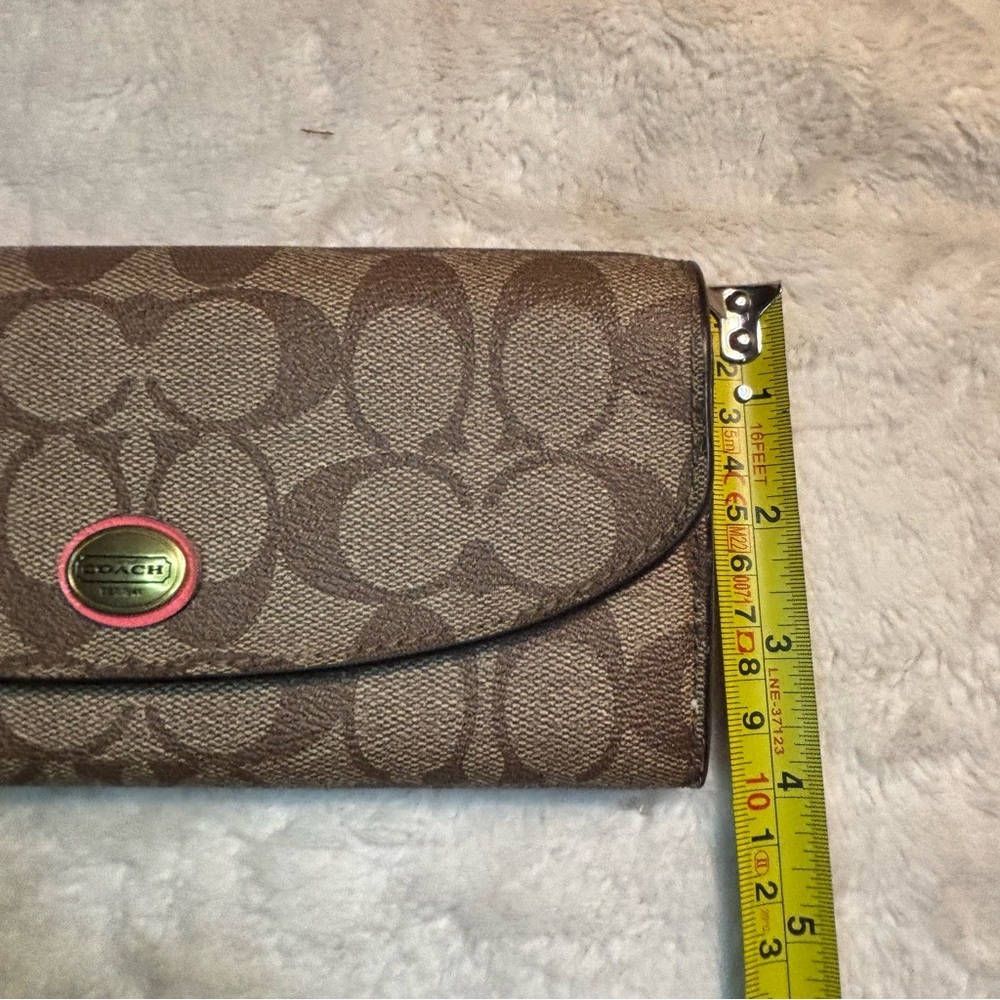 COACH Peyton Signature Slim Envelope Wallet Khaki Tan Coral Pink Canvas Leather - Picture 16 of 16